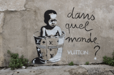 00-oeuvres-street-art-EZK-pochoir-dans-quel-monde.png