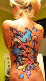 Hot-Graffiti-Body-Art-0.jpg