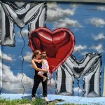 Houston-Graffiti-Building-Mom-Balloon-Mural.jpg