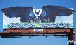 wpid-saute-disney-angelina-jolie-malificent-disney-los-angeles-billboard-graffiti.jpg