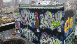 brize_semor_poker_emok_newyork2005_01e~01.jpg