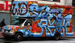 9-graffiti-truck-art-by-demetrios-lyras.jpg